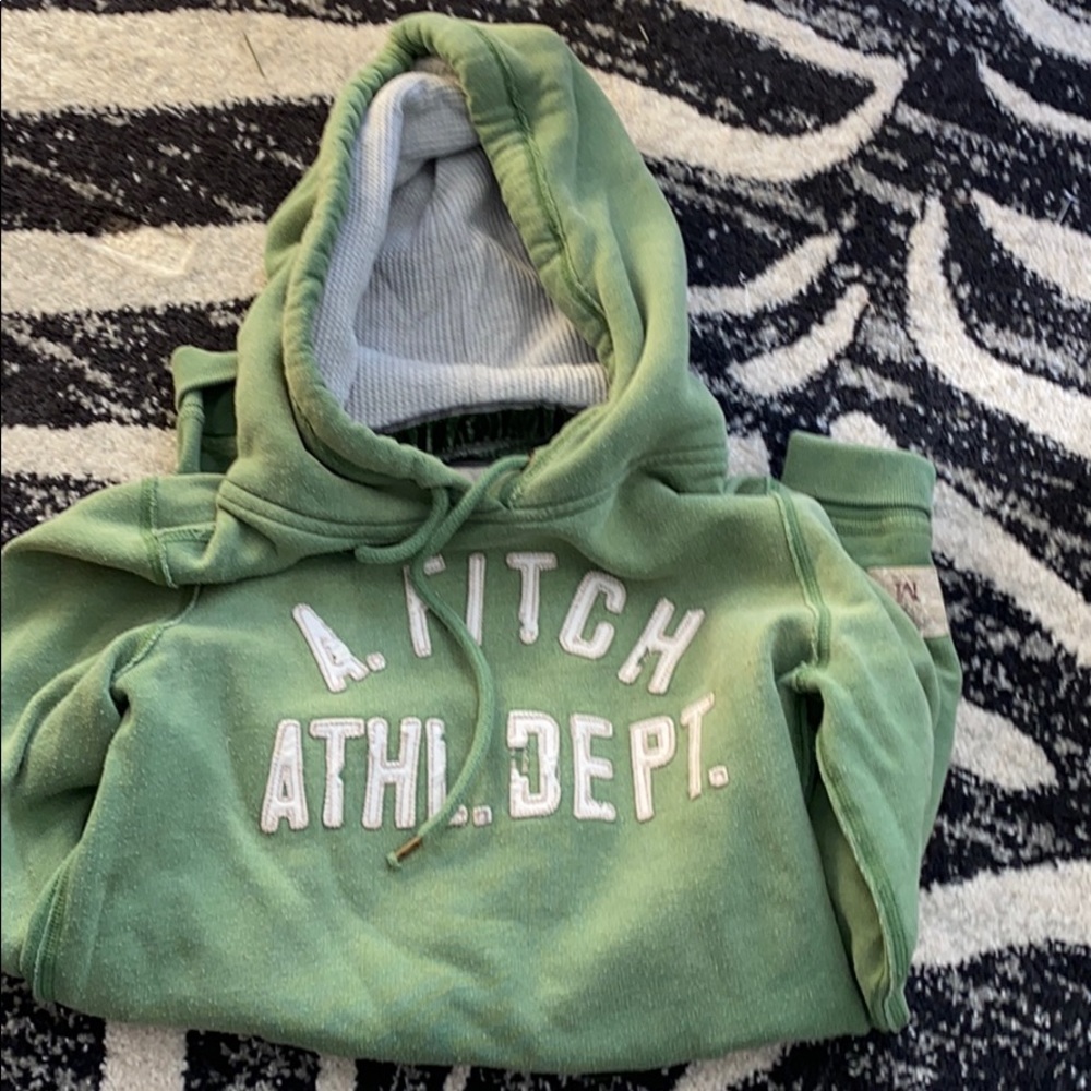 a&f green hooded sweatshirt